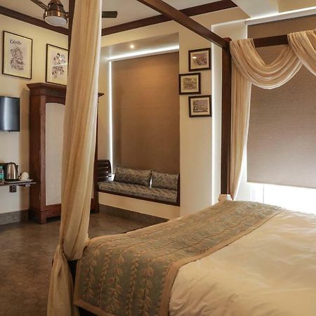 The Mandeville Kolkata Eksteriør bilde